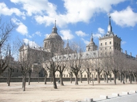 Halvdagstur fra Madrid til klosteret El Escorial og De falnes dal (Valle de los Caídos)