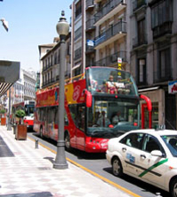 Excursión en autobús con paradas libres por la ciudad de Granada