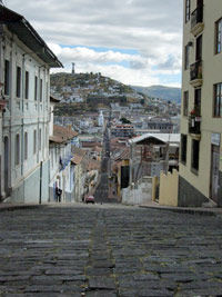 Private Tour: Quito City with Teleferico and Lunch
