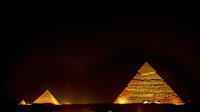 Espectáculo de luz y sonido en las pirámides con transporte privado
