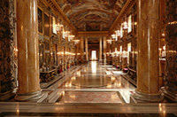 Viator Exclusive: Palazzo Colonna Walking Tour