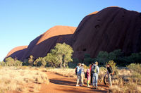 Uluru (Ayers Rock) Sunrise Climb Small Group Tour with Breakfast