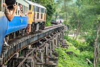 Excursión al puente del ferrocarril de la muerte Tailandia-Birmania sobre el río Kwai desde Bangkok