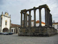 Private Tour to Arraiolos and Evora - UNESCO World Heritage City