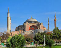 Istanbul in One Day Sightseeing Tour: Topkapi Palace, Hagia Sophia, Blue Mosque, Grand Bazaar