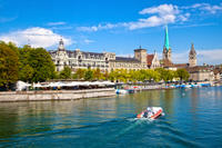 Zurich Super Saver 1: Best of Zurich City Tour including the Lindt Chocolate Factory Outlet