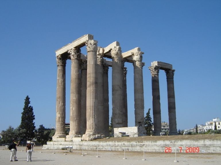 Temple of Zeus - Atenas