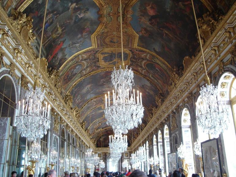 Versailles Hall of Mirrors -