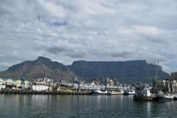 Table Mountain and Cableway 
