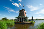 Zaanse Schans Windmills, Marken and Volendam Half-Day Trip from Amsterdam, Amsterdam, Day Trips