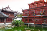 Private Tour: Yuyuan Garden, Chenghuangmiao Temple and Dongtailu Antique Market