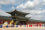 Save 15%: Soul of Seoul Small-Group Walking Tour by Viator