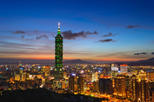 Save 10%: Taipei Layover Tour: Private City Sightseeing with Round-Trip Airport Transport by Viator