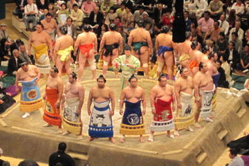 tokyo-sumo-wrestling-tournament-in-tokyo
