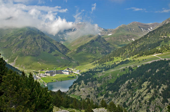 Pyrenees Mountains Small Group Day Trip from Barcelona