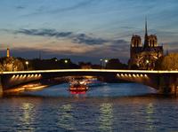 Private Tour: Romantic Seine River Cruise, Dinner And Illuminations Tour