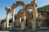 Kusadasi Shore Excursion: Ephesus Sightseeing Tour