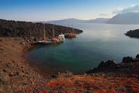 Santorini Shore Excursion: Private Tour of Thira Volcano and Hot Springs