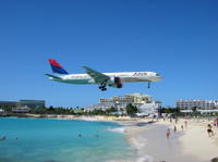 Shared Arrival Transfer: St Maarten Airport to Hotel
