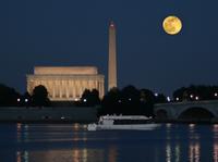 Washington DC Monuments by Moonlight Cruise