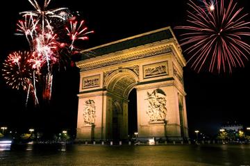 Paris New Year's Eve Illuminations and Dinner Tour