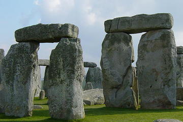 London to Stonehenge Shuttle Bus & Independent Day Trip