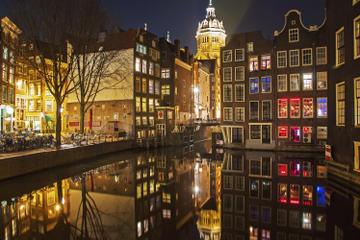 Amsterdam Canals Cruise Including Dinner and Onboard Commentary