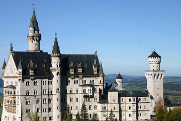 Neuschwanstein Castle Small Group Day Tour from Munich