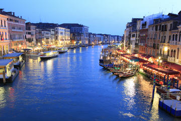Venice by Night Tour and Gondola Ride