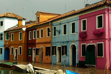 Venice Shore Excursion: Murano Glass and Burano Lace Tour
