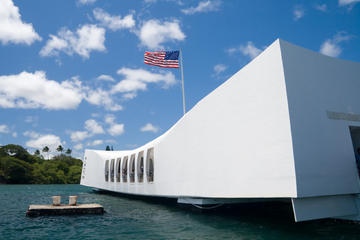 Pearl Harbor, Dole Plantation & Polynesian Cultural Center Tour from Waikiki