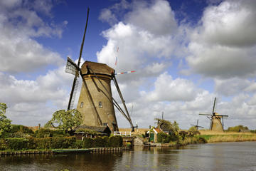 Small-Group Holland Tour from Amsterdam: Cheese Farm, Zuiderzeemuseum and Canal Cruise